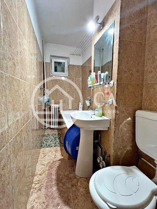 Apartament de vânzare cu 2 camere în zona Rogerius, Oradea - Poză 6