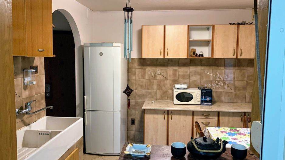 APARTAMENT DECOMANDAT  3 CAMERE CALEA ARADULUI - Poză 3