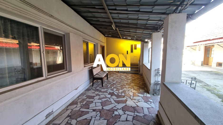 De vanzare casa 5 camere, 1092mp teren, Vintu de Jos - Poză 14