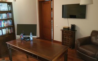 VILA CU 6 DORMITOARE SI PISCINA LA INCHIRIERE IN ZONA BLD PIPERA - Poză 10