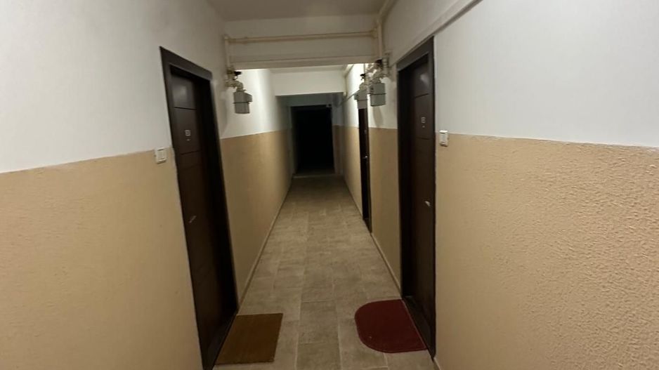 Garsoniera de inchiriat la 12 minute de metrou Berceni - Poză 14