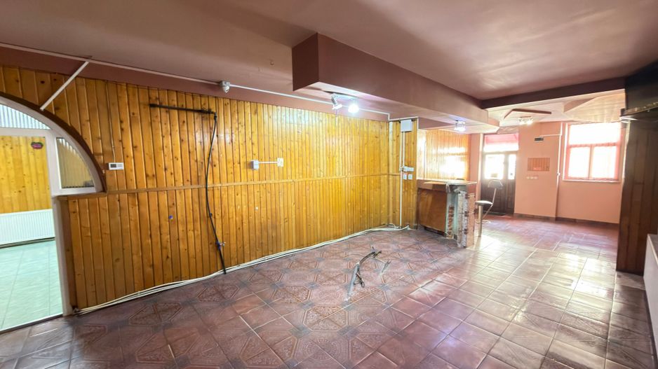 Inchiriere Spațiu Comercial 161 mp / Zona Orange / V. Lucaciu - Carei - Poză 3