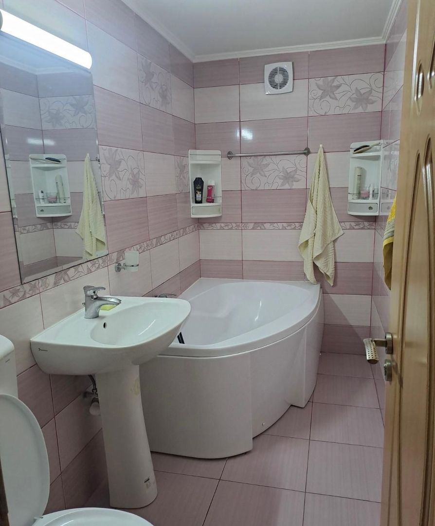 AP. 3 CAMERE 13 SEPTEMBRIE, CENTRALA,MOBILAT MODERN, BUCATARIE INCHISA - Poză 7