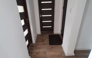 Apartament cu 3 camere si balcon - zona Podu Ros - 450€ - Poză 5
