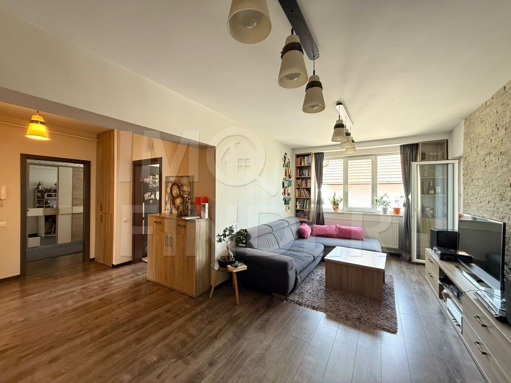 Inchiriere apartament 3 camere Andrei Muresanu - Poză 1