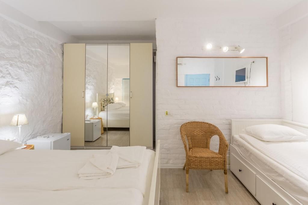 Vila turistica cu 50 camere de vanzare in 2 Mai/Constanta - Poză 5