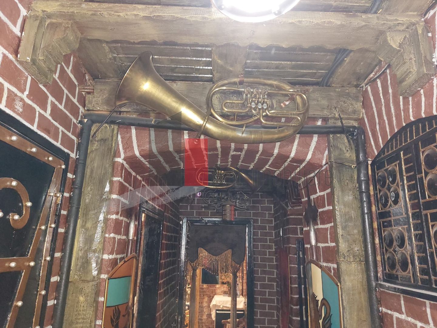 Spatiul "MEZEPOKA" , Amzei, SPATIU COMERCIAL IN ACTE, intrare separata, 82 mp - Poză 2