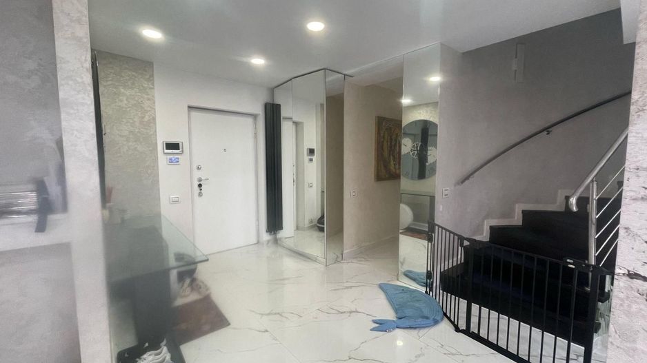 Vila de inchiariat in Herastrau \ Villas Rent in Herastrau area. - Poză 15