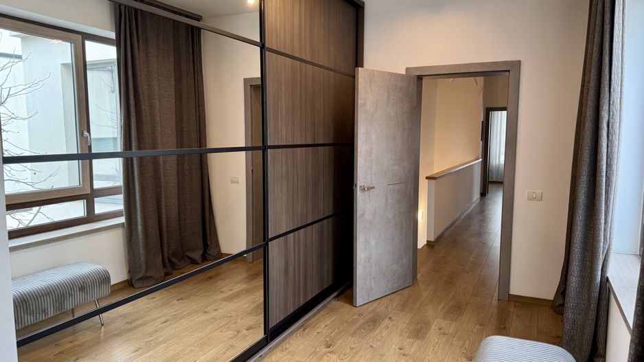 Duplex mobilat si utilat 3dormitoare Dumbrăvița 510mp teren - Poză 48