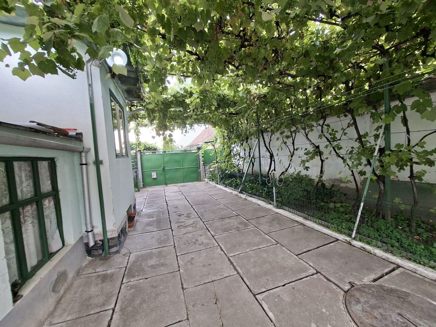Casa individuala 90 mp utili 4 camere si teren 252 mp in Sibiu Tiglari - Poză 4