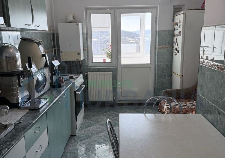 Apartament 3 camere Lunca Cetatuii - Poză 1