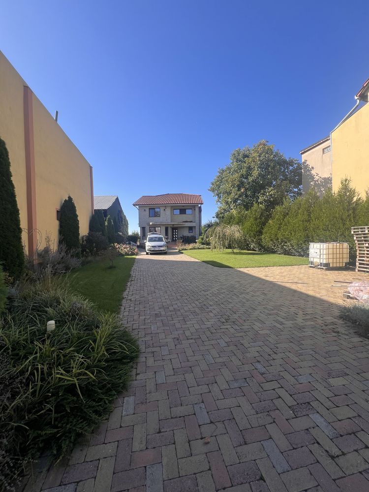 Casă , Vilă in zona Rezidentială - Poză 8