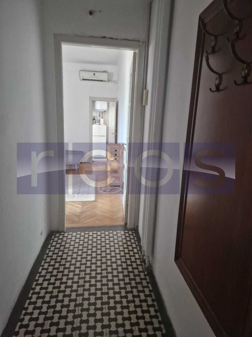 VANZARE GARSONIERA PIATA ROMANA 30MP RISK 1 NECESITA RENOVARE - Poză 6