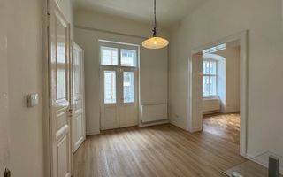 🏢 Spațiu de birouri ultracentral de închiriat - Poză 1