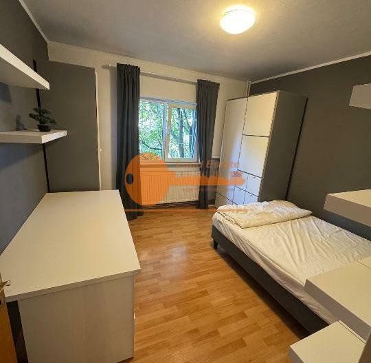 3 camere Brancoveanu ( centrala-loc parcare-2 bai- 5 minute metrou ) - Poză 8