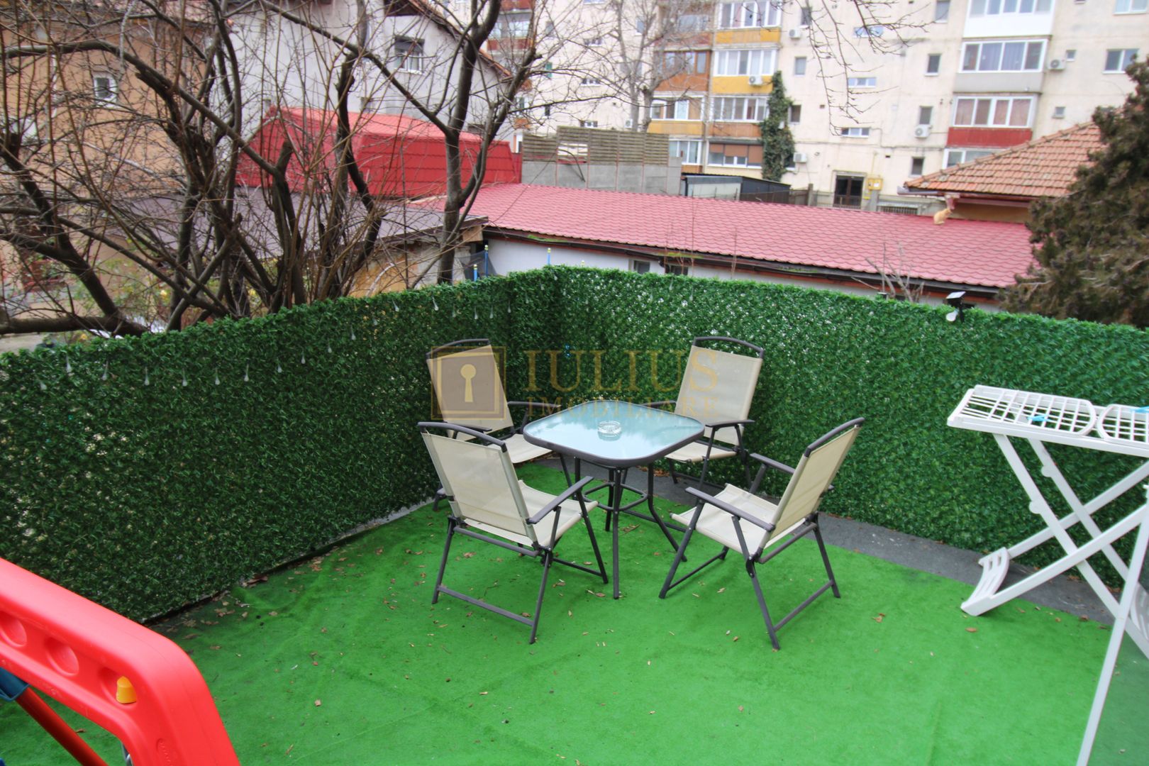 3 camere decomandat terasa generoasa cu vedere spre curte , locatie linistita - Poză 15