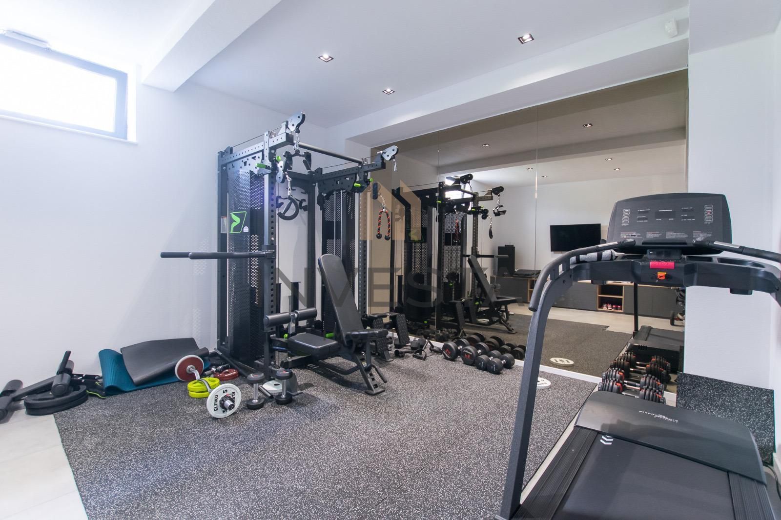 Vila moderna cu priveliste panoramica! - Poză 18