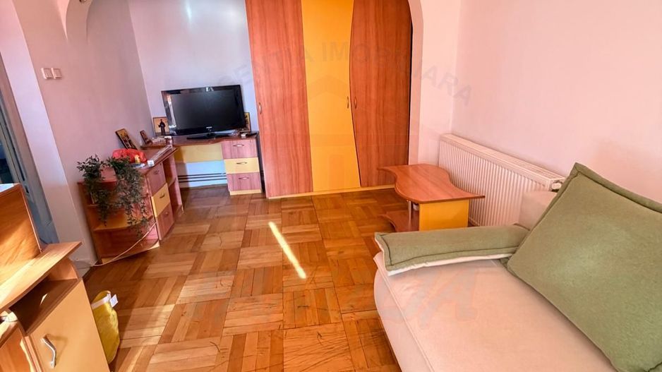 Inchiriem apartament cu o camera la PS-uri , tiglina 1, pret 250 euro. - Poză 4