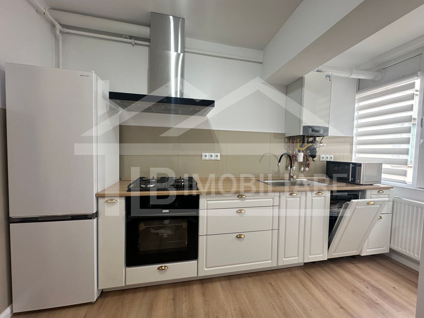 Apartament cu 2 camere, decomandat, 48mp, decomandat, Zona UMFST - Poză 3