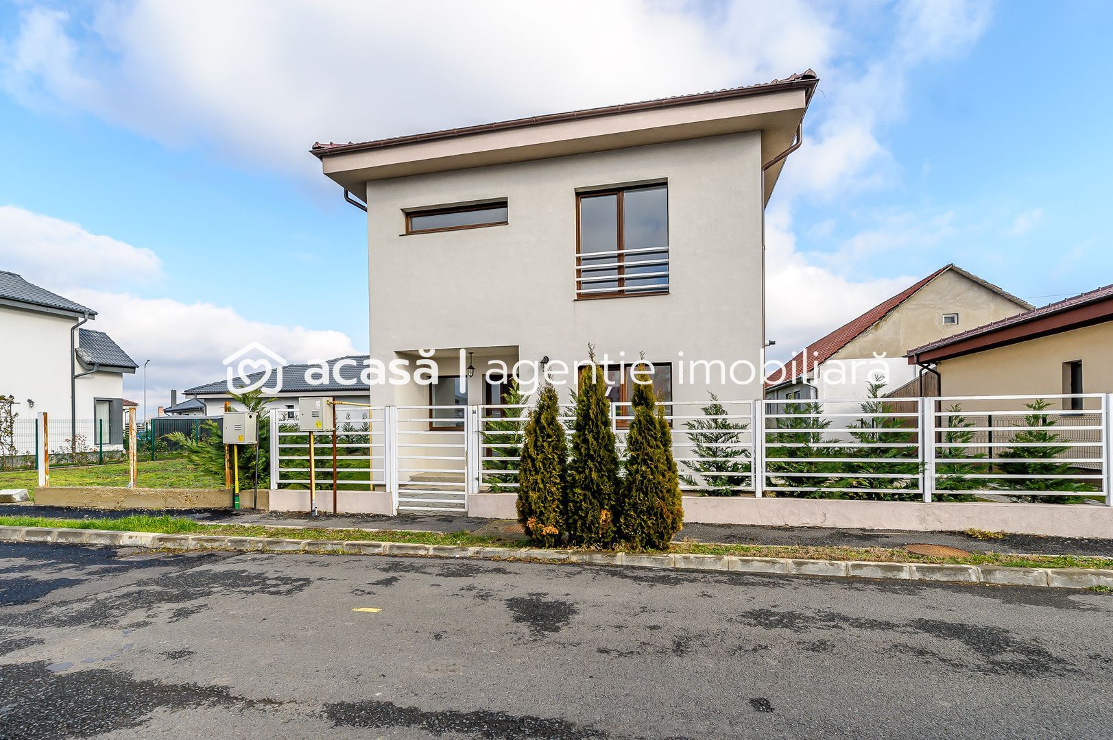 Casă nouă, în cartier Finberg Gai - Poză 1