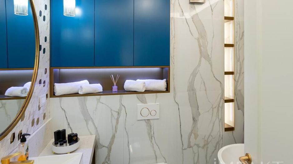 Apartamentcu 2 camere finisat lux in zona centrala - Poză 15