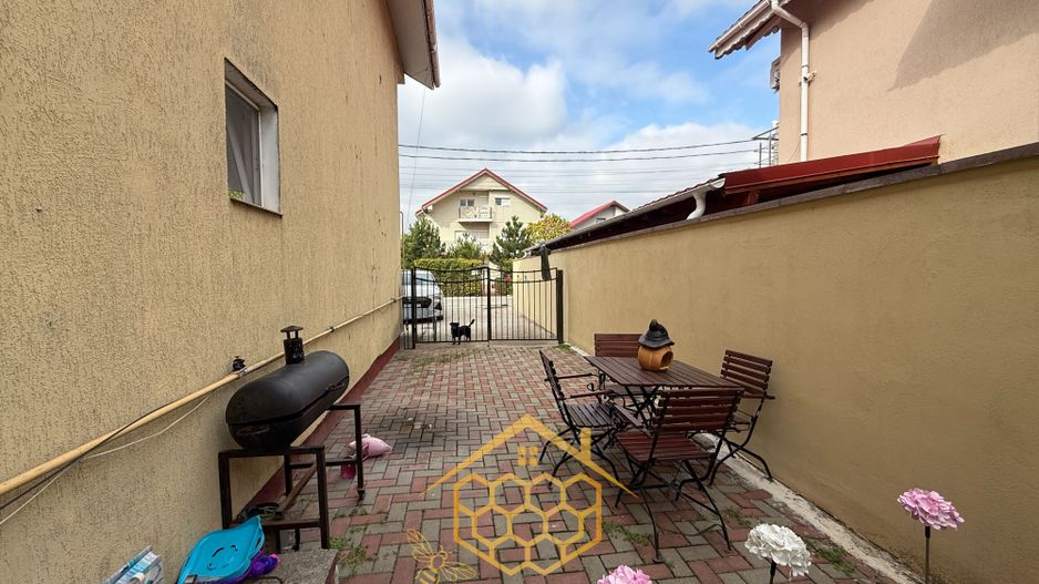 Apartament modern cu 3 camere și curte proprie in Cartier Magnolia - Poză 13