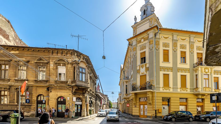 Spațiu comercial premium în centrul Aradului, Fosta Farmacie Grozescu - Poză 1