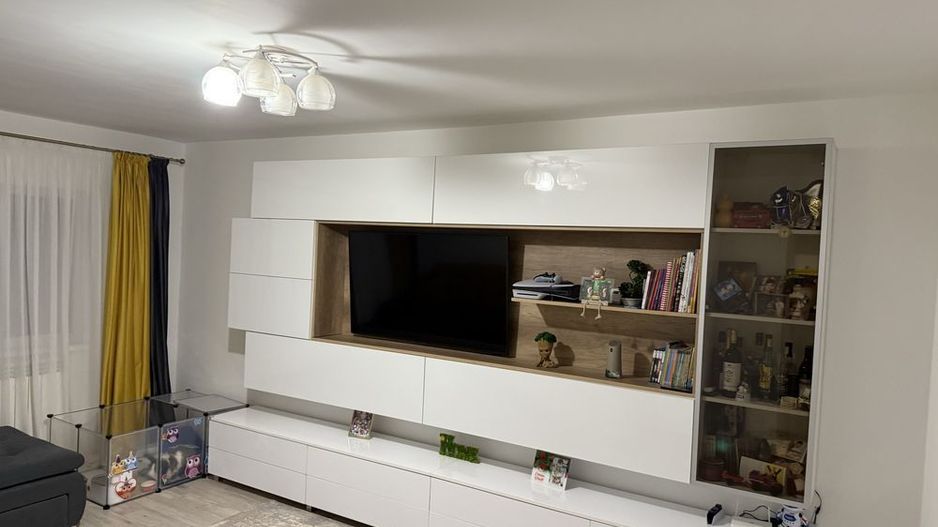 Apartament 2 camere, decomandat, etaj 1/4 - Micro20 - Poză 2
