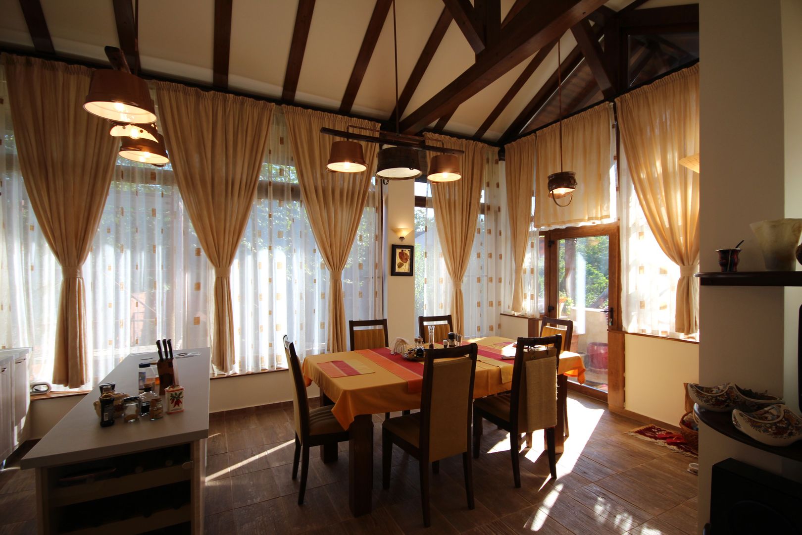 Vila frumoasa de vanzare in zona Balcescu! - Poză 24