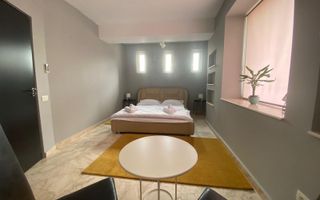 Apartament -220mp + terasa 200mp sector 4 Pasaj Marasesti an bloc 2000 - Poză 1