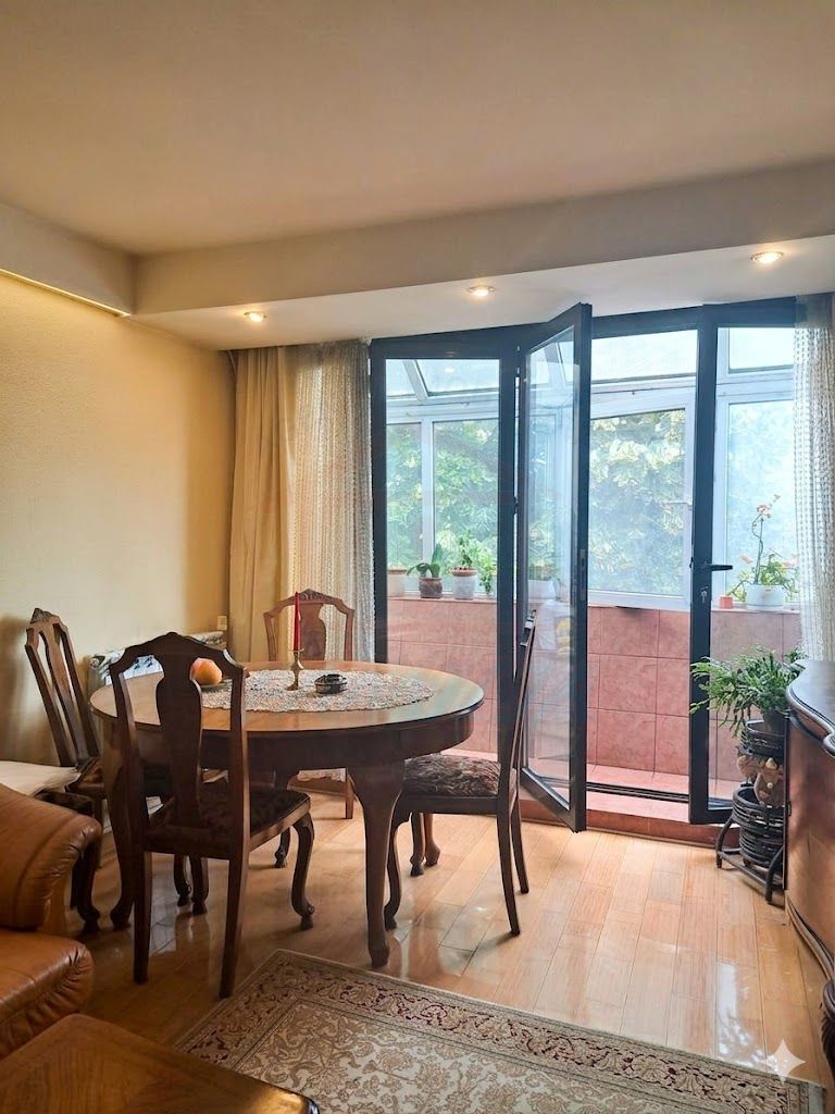 Vanzare apartament cu 3 camere(Neacsu)Micro 19, sup 64 mp, 78.000 euro - Poză 1