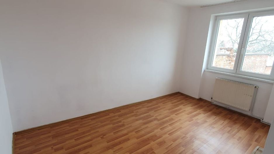 BRASADAS vinde ap 2 cam 38mp etaj 3/3 Lucaciu - Poză 3