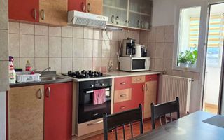 3 camere spatios, luminos 2 bai Transilvaniei - Poză 13