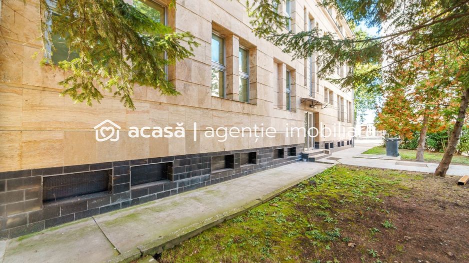 Birouri de închiriat in cladire simbol - Poză 2