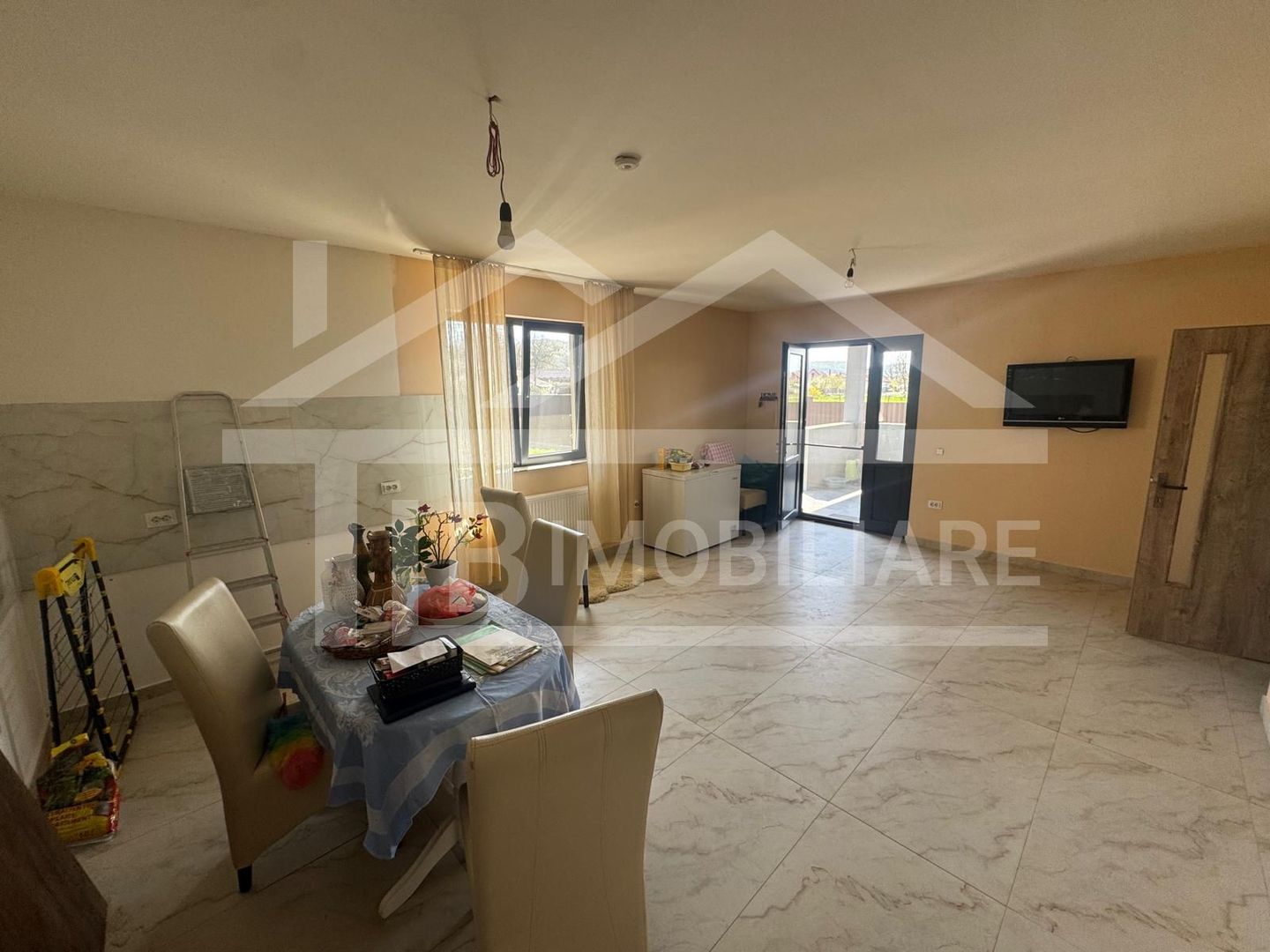 Casa individuala, 200 mp, 1399 mp teren, Zona Ernei - Poză 10
