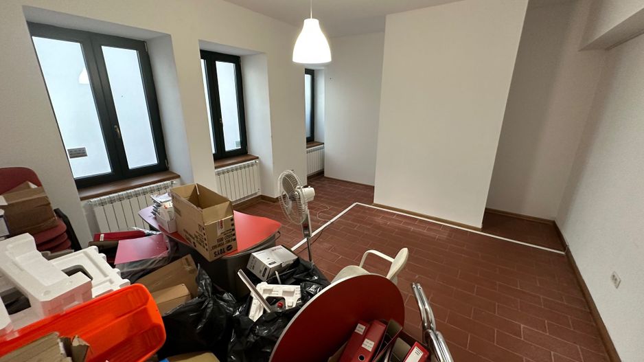 Spatiu de birouri - Unirii - 64 mp cu acces direct din str - Poză 7