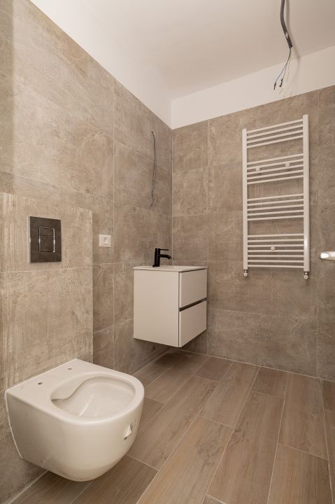 2 camere Mamaia | Private Lake- bloc 2025| Vedere frontală la lac, la 5 m de apa - Poză 17