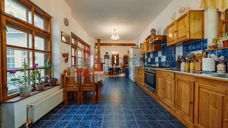 Vila superba langa Castelul Bran - Poză 12