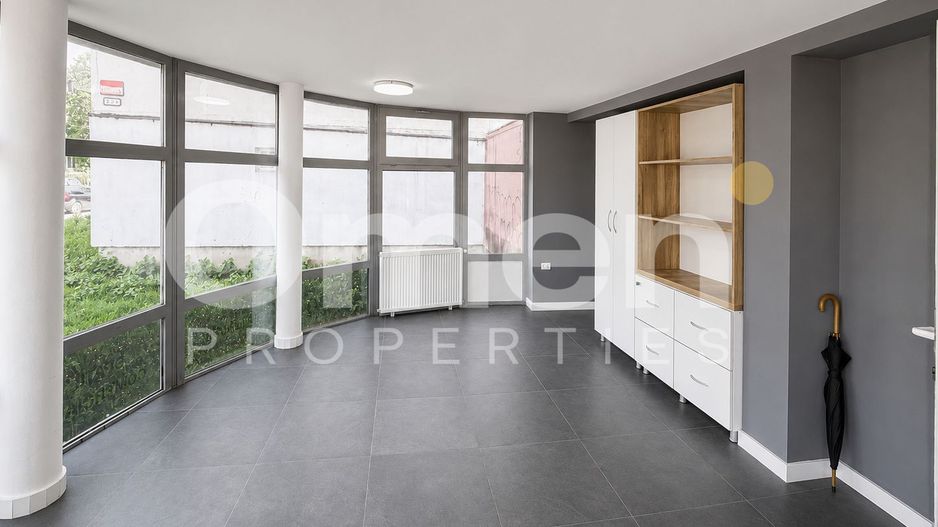 Spatiu comercial cu trafic pietonal intens | renovat | 80 mp | Vis a vis de Vivo - Poză 2