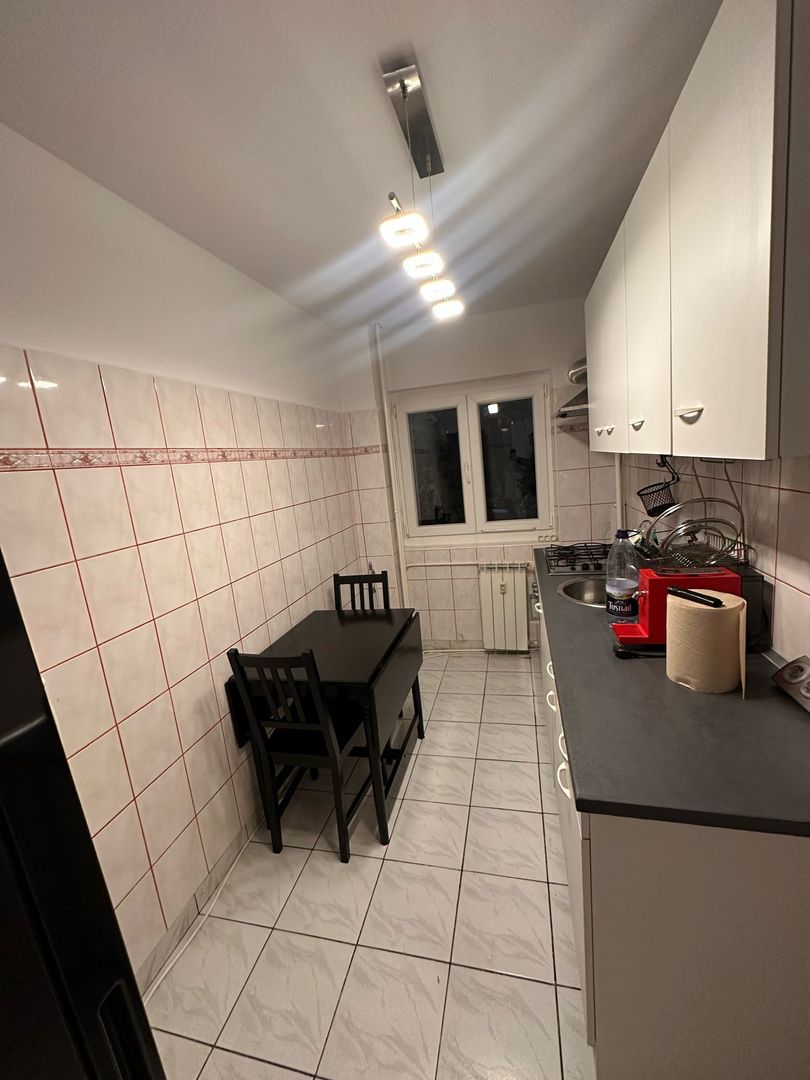 Apartament de inchiriat 3 camere, Metrou Crangasi, Bucuresti A35 - Poză 3