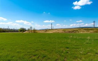 Teren 12.400 MP | 180 ml deschidere E85 | Pătrăuți | 70.000€ - Poză 2