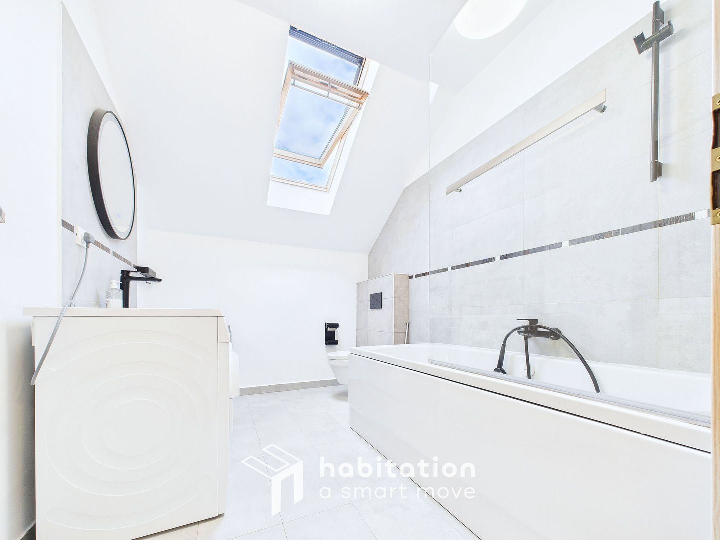 Casă individuală  în Dumbrăvița – liniște, spațiu și lumină naturală - Poză 24