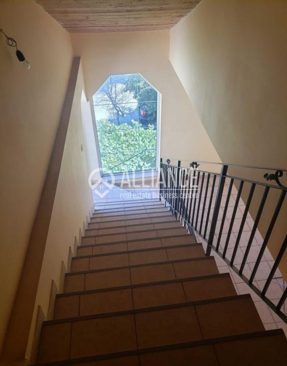 TECHIRGHIOL (COD 02)-  Vilă 10 camere ultracentrala - Poză 6