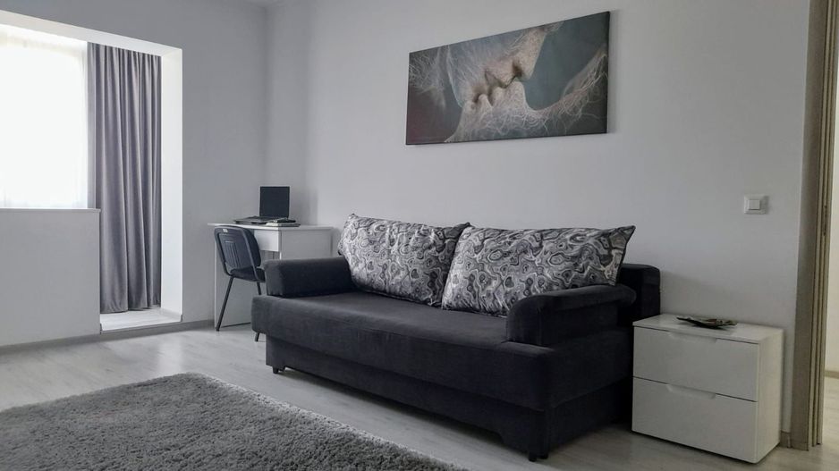 Garsoniera Dristor Decomandata, Bloc Mixt, etaj 3/4 - Poză 1