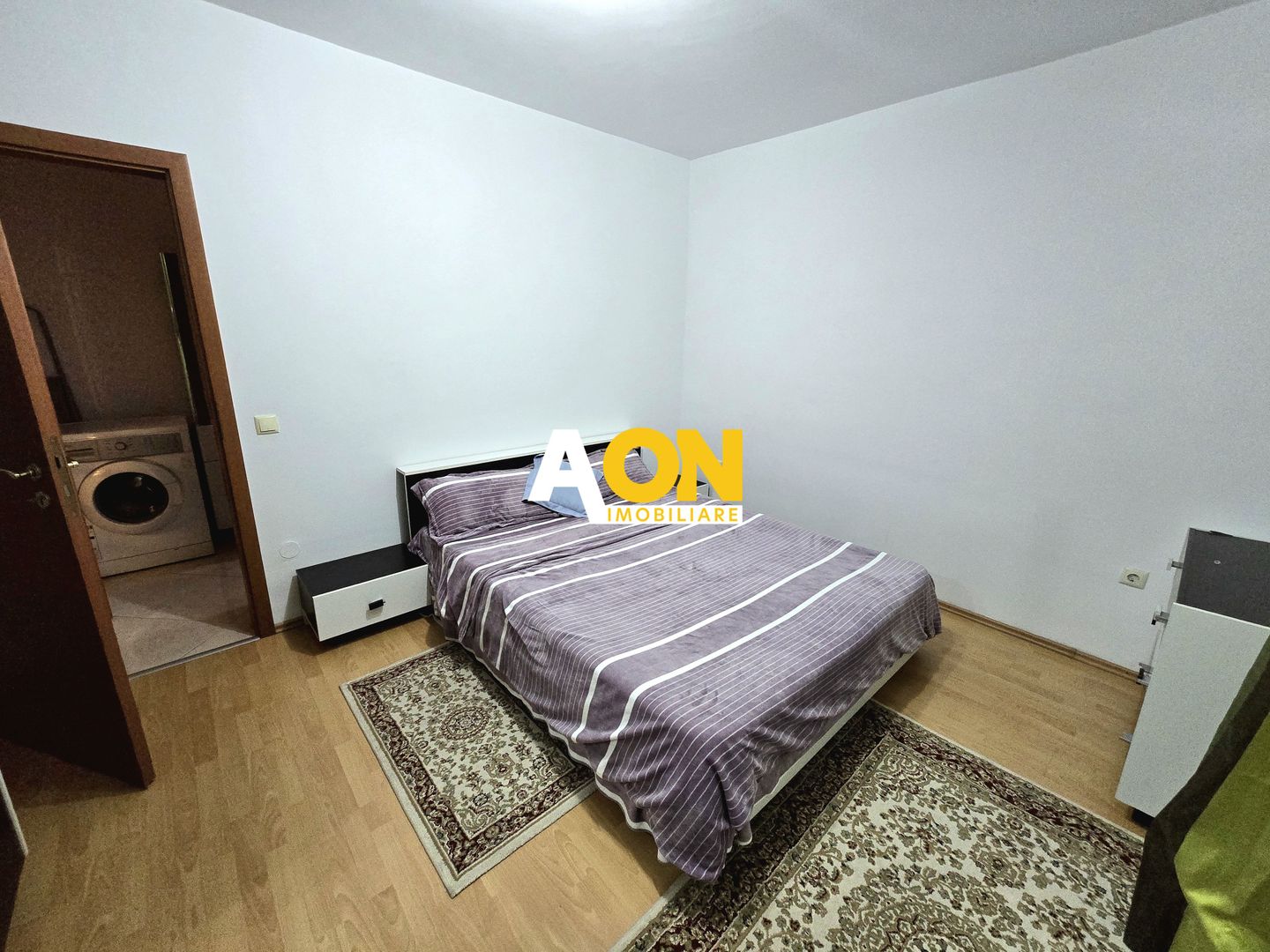 Apartament cu 2 Camere, Bloc cu Lift, Zonă Ultracentrală - Poză 7