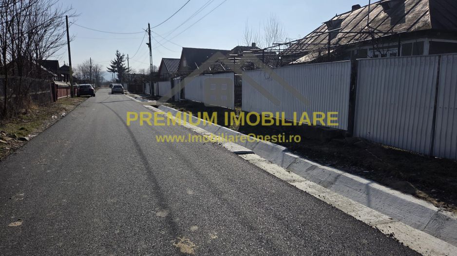 Casă bătrânească de vânzare – sat Prajoaia - Poză 2