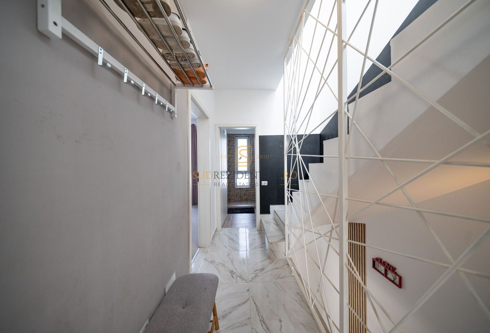 Vanzare vila 4 camere – complet mobilata si utilata, Str Teius - Poză 7