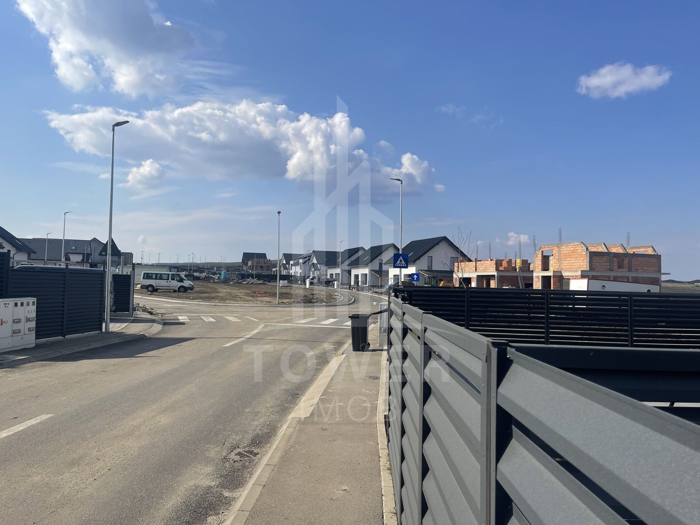 Casă Tip Duplex INDEPENDENTĂ ENERGETIC - Cartier NOU - Poză 7