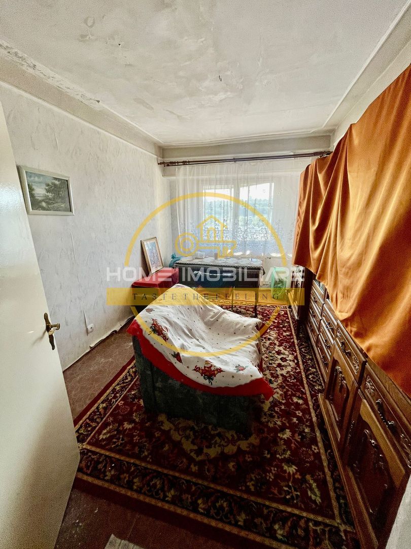 Esplanada Nicolina Apartament 4 Camere Decomandat Bloc 1990 Etaj Intermediar - Poză 5