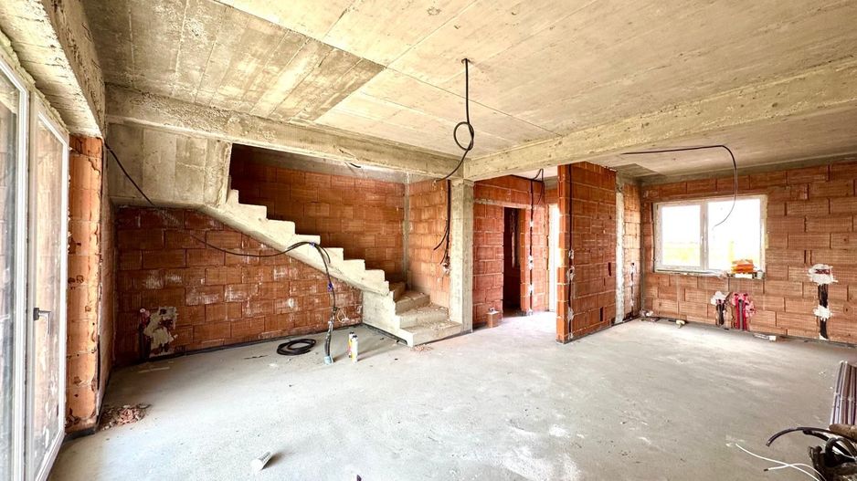 Super pret - Duplex cu 4 camere - teren generos  |Sǎcǎlaz| - Poză 1